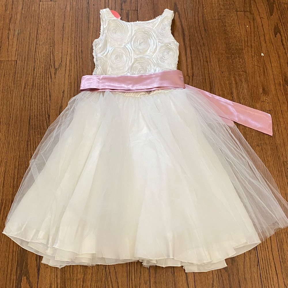 LE PINK**Flower Girl Dress***$189